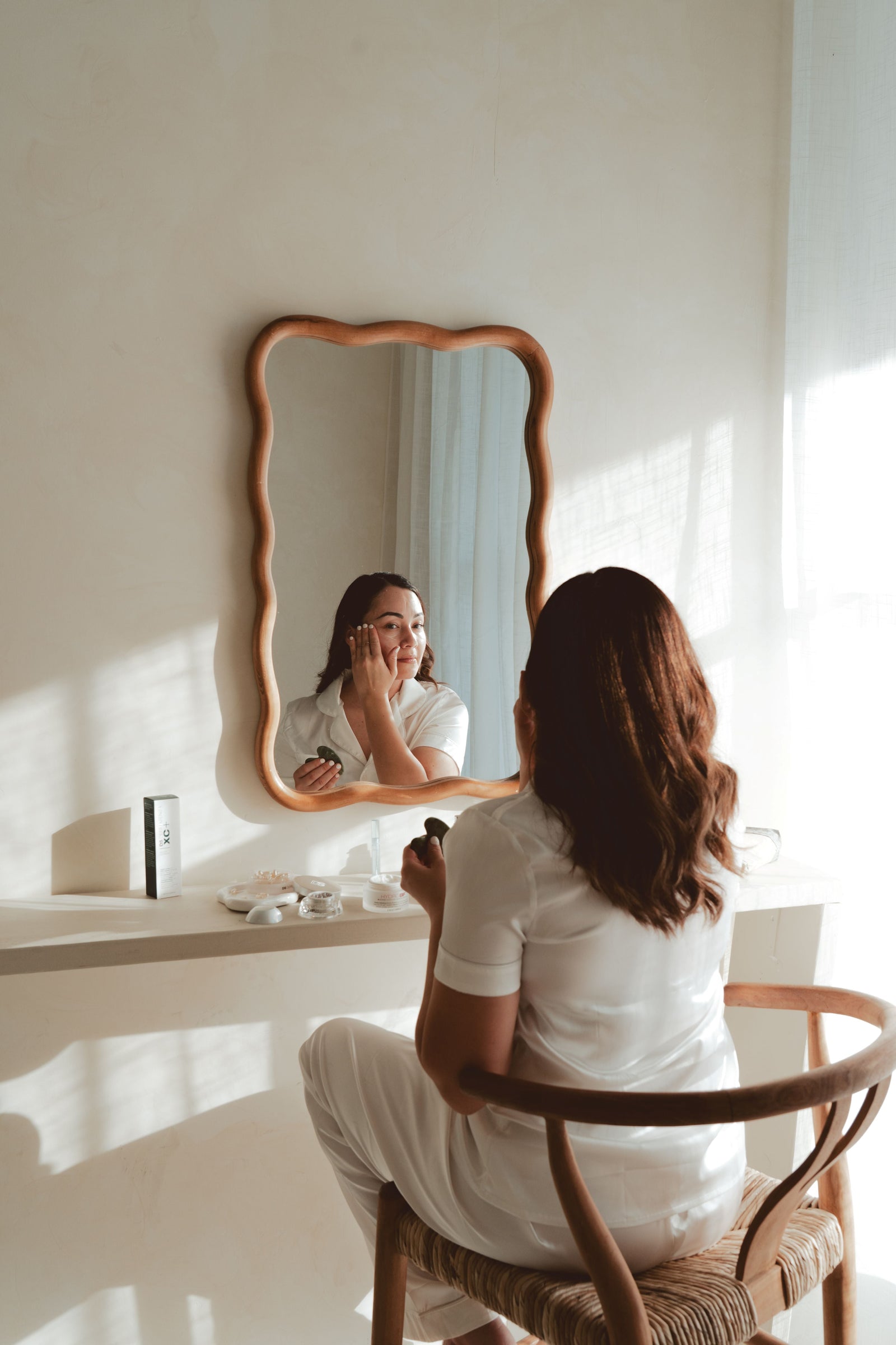 Chemical vs. Mineral Sunscreen: What’s the Difference & Why It Matters